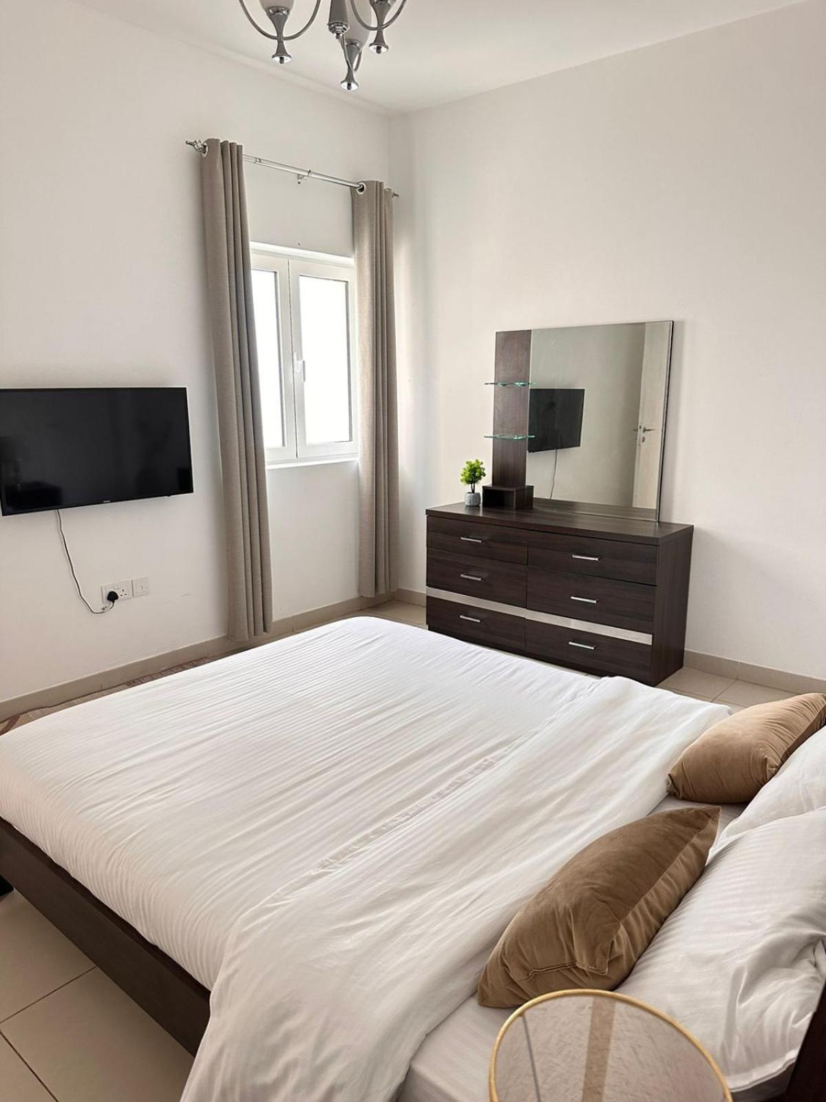 2bhk Furnished Flat With Jacuzzi