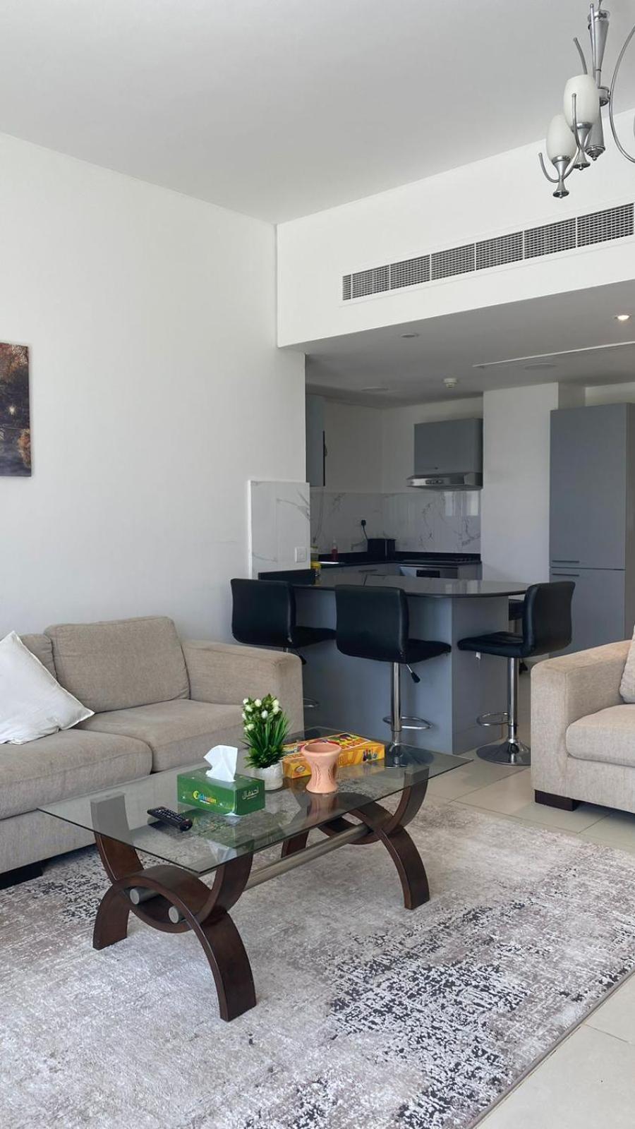 Apartment 2bhk Furnished Flat With Jacuzzi *